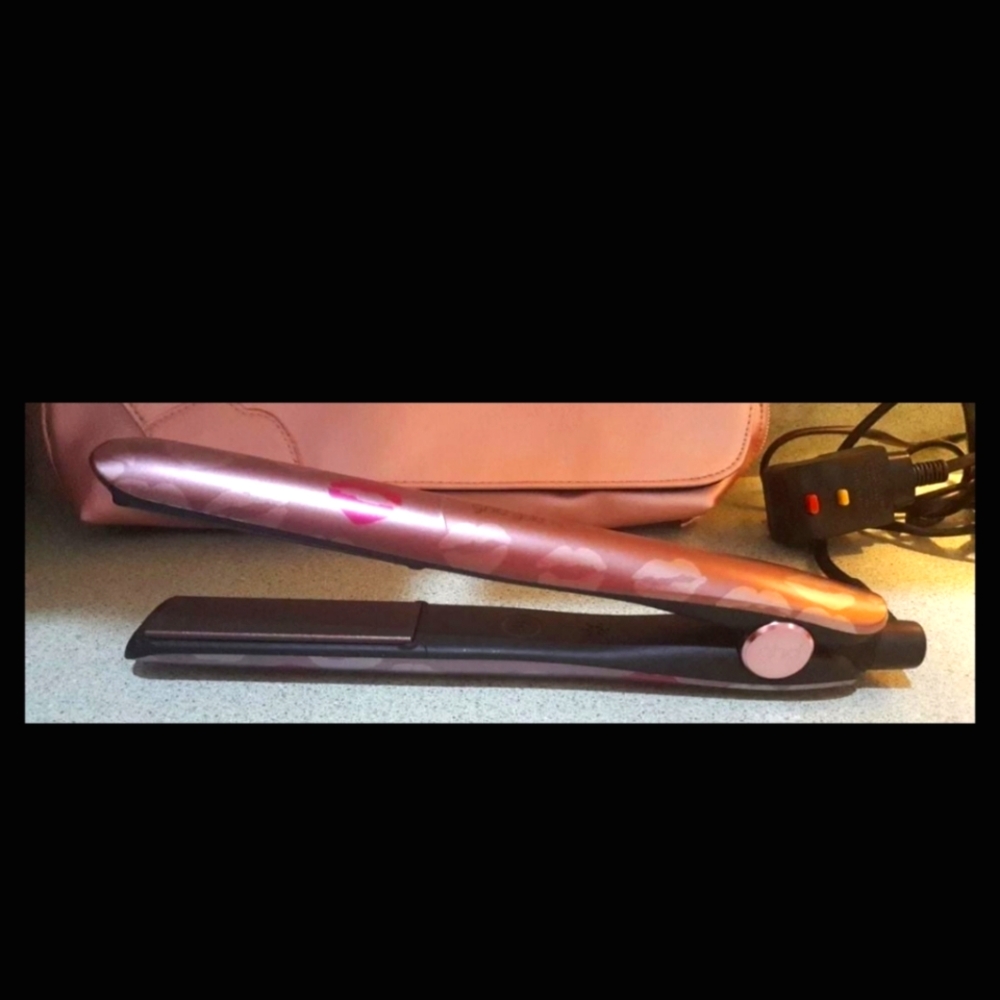New GHD Gold by Lulu Guinness Limited Edition for Breast Cancer Research Styler